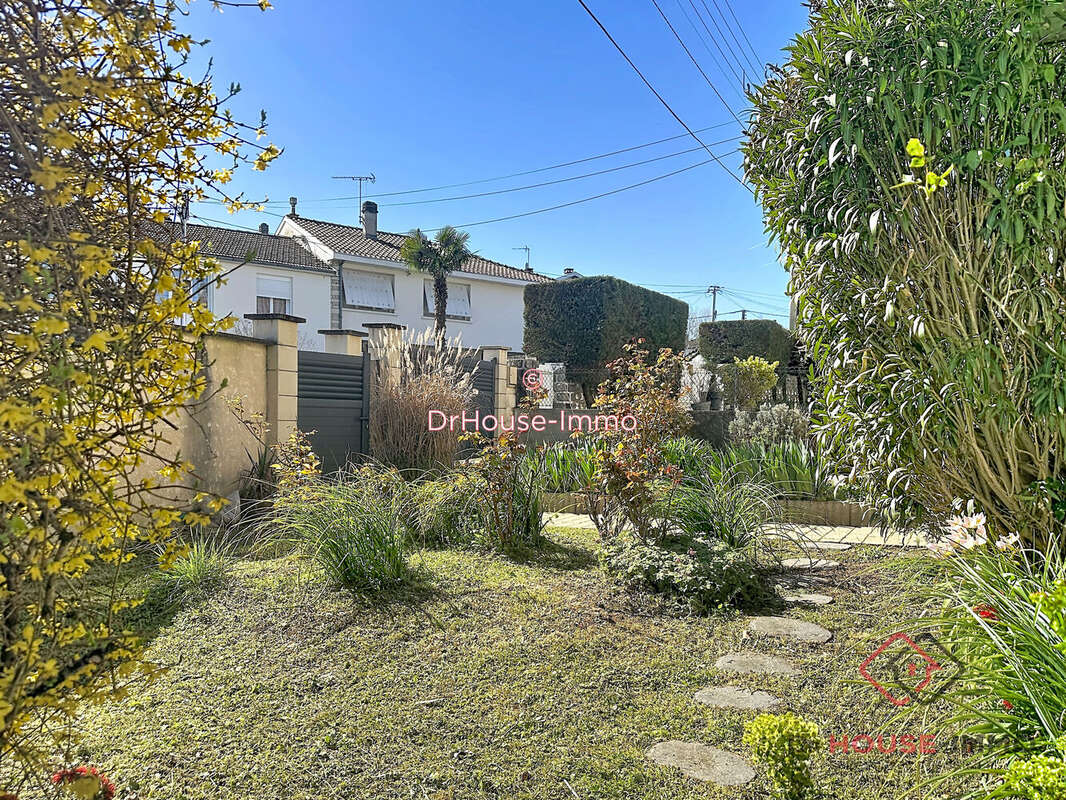 Maison à COULOUNIEIX-CHAMIERS