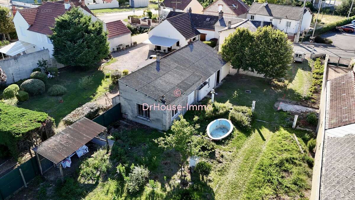 Maison à VILLEMANDEUR