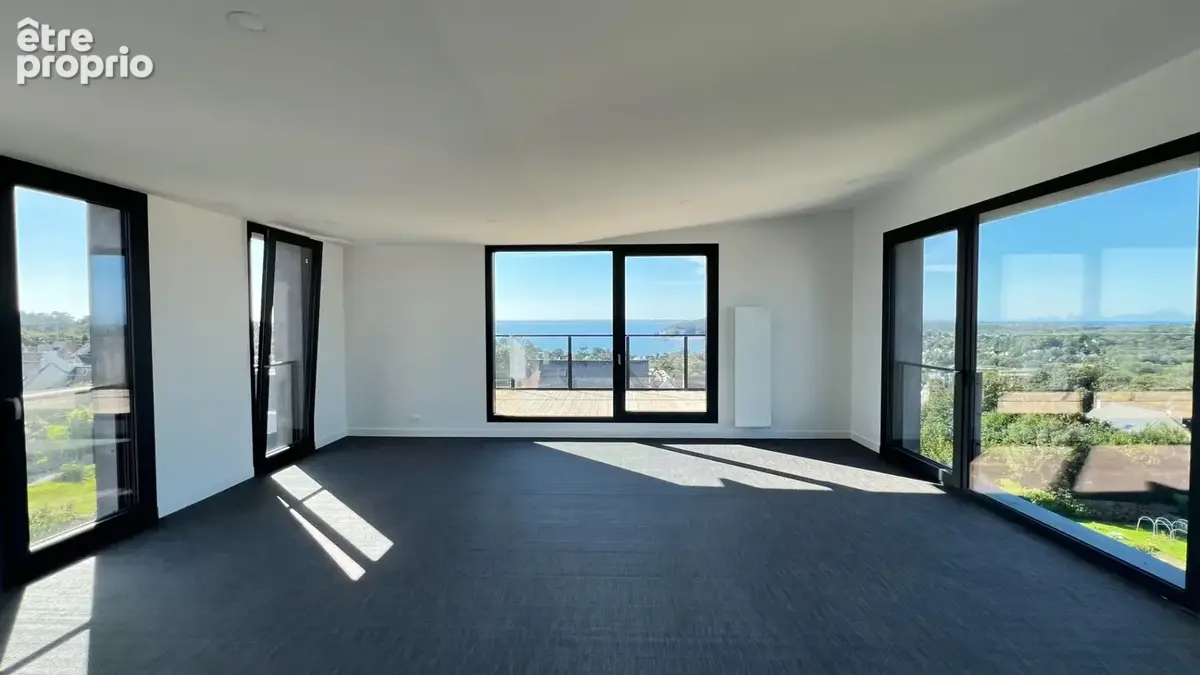Département du Finistère (29) - À vendre : Crozon, centre-ville - Appartement penthouse T6 de 183 m² habitable avec vue panorami - photo 9