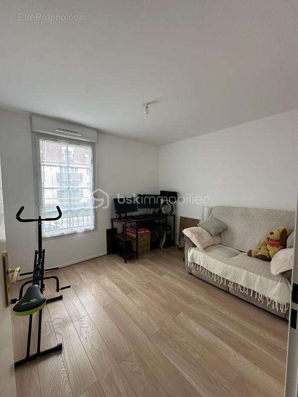 Appartement à FONTENAY-TRESIGNY