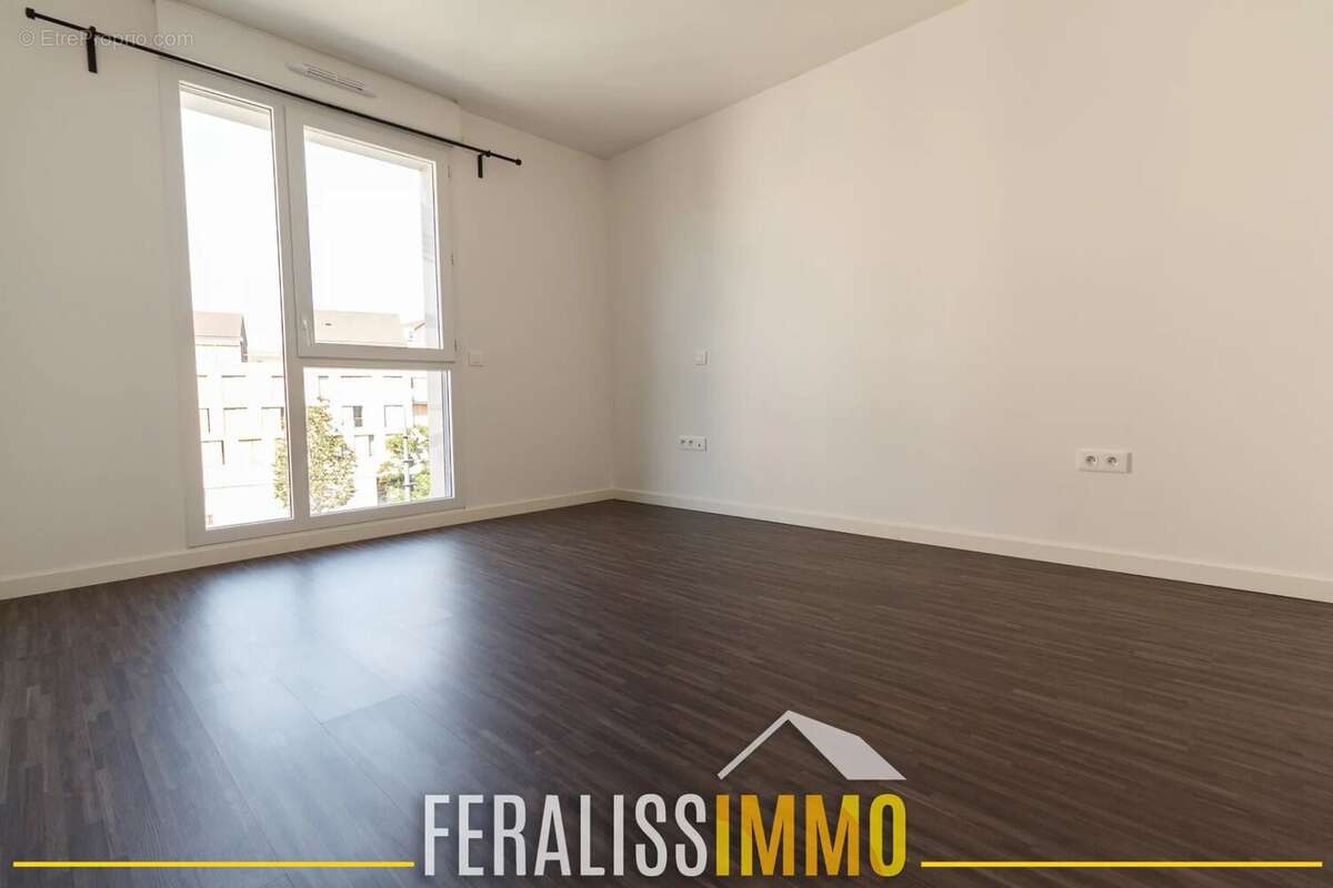 Appartement à JOUY-LE-MOUTIER
