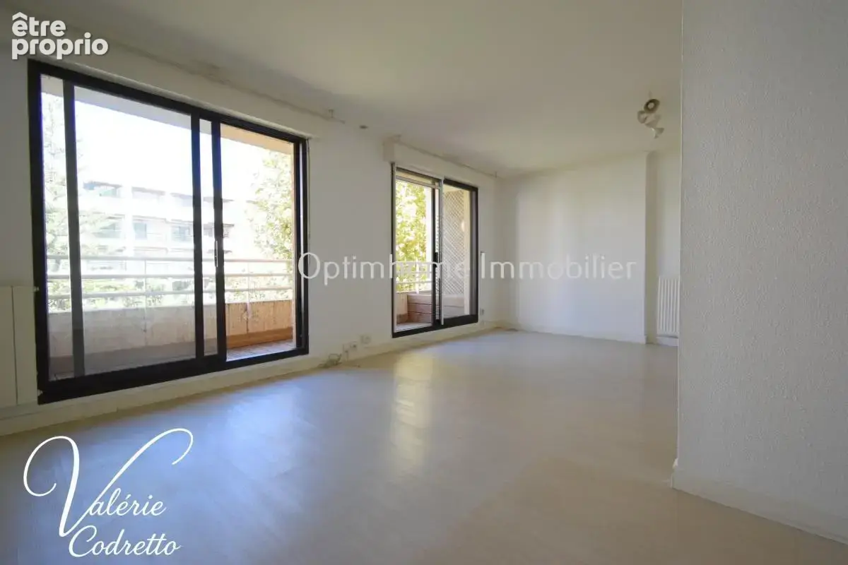 Hyères centre-ville – t2 de 49 m² avec terrasse – ascenseur 83400 - photo 6