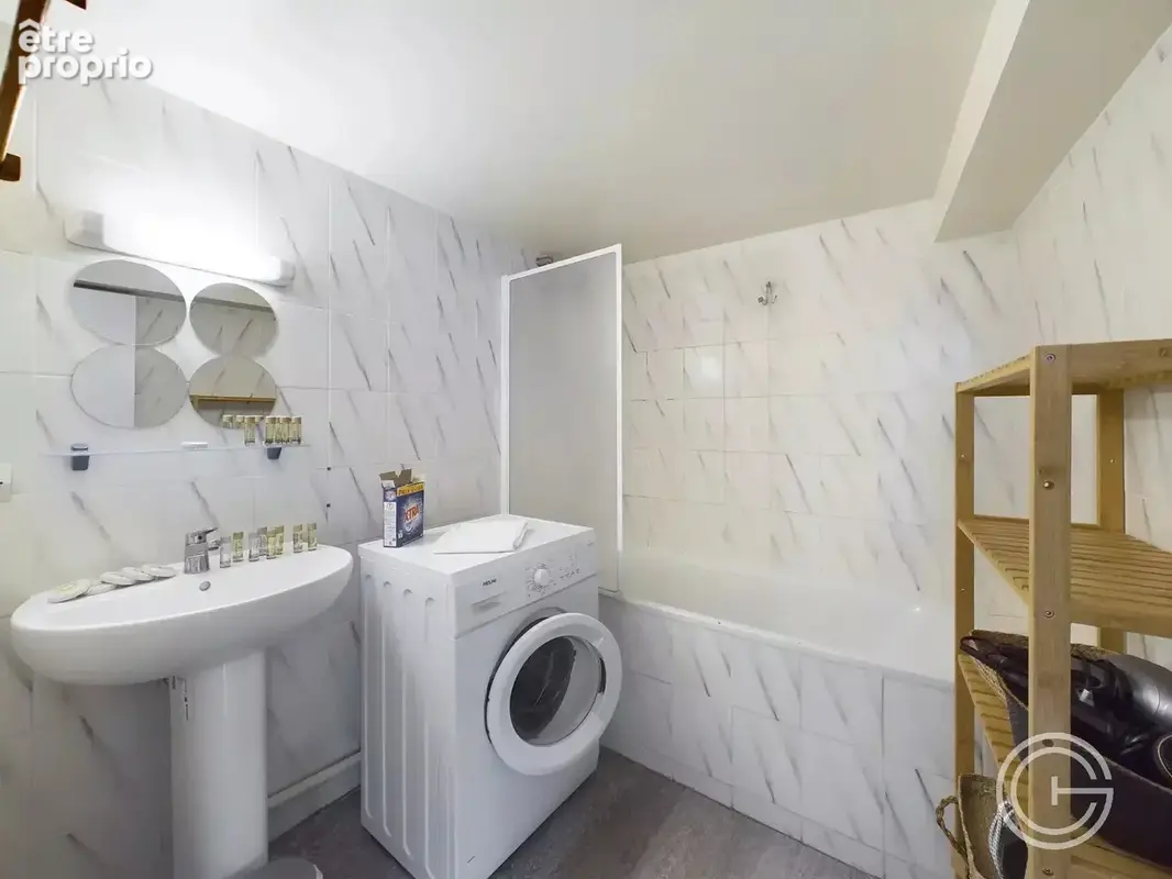 Appartement - 3 pieces -  rue de la condamine - vieux nice - photo 10