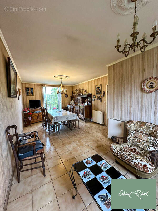 Maison à MINIAC-MORVAN