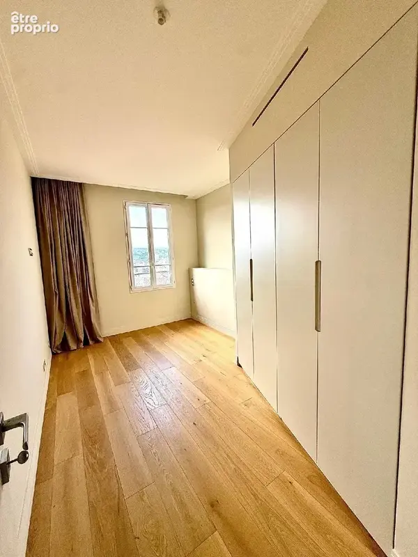 2 pieces dernier etage quartier mont boron - photo 2