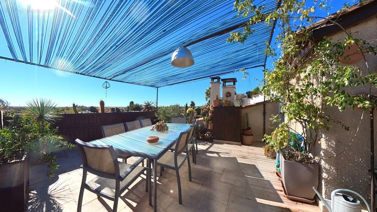 Maison à NEZIGNAN-L&#039;EVEQUE