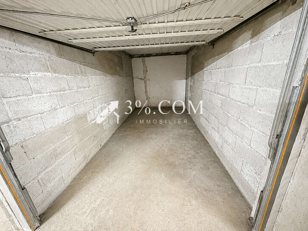 Appartement  48 m2 - une chambre - cave- garage fermé - nancy - photo 8