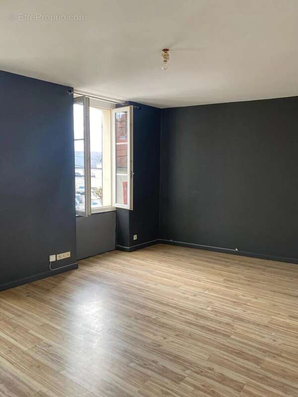 Appartement à BRIENON-SUR-ARMANCON