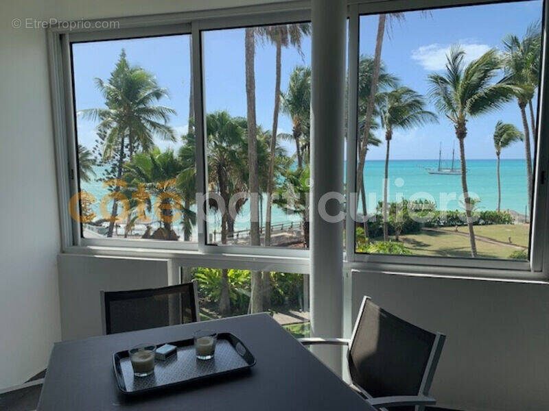 Appartement à LE GOSIER