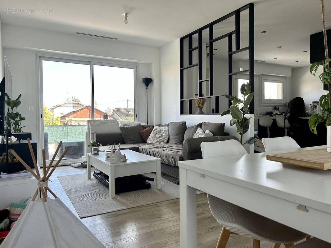 Appartement à BORDEAUX
