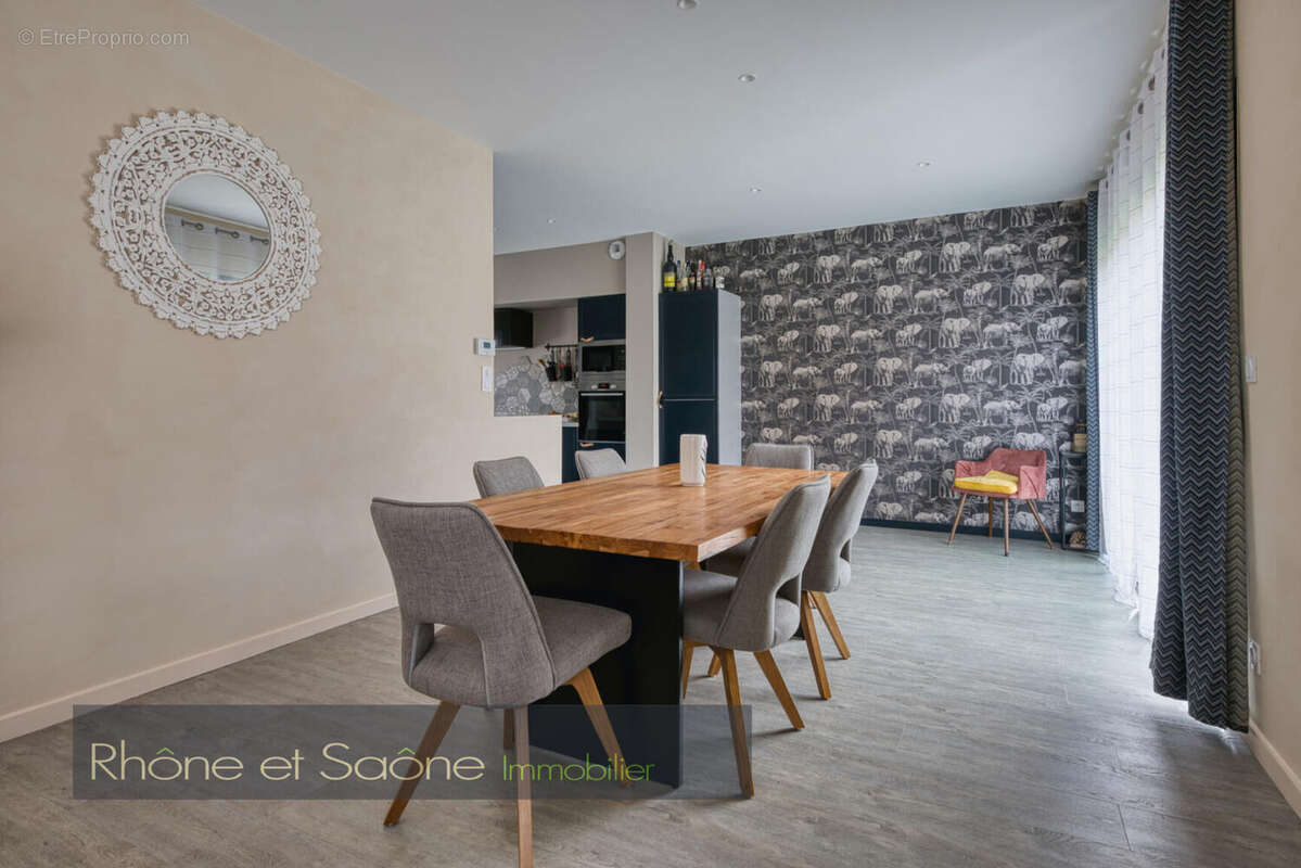 Photo 4 - Maison à ALBIGNY-SUR-SAONE