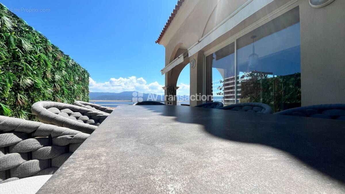 Appartement 220 m² à Ajaccio  - photo 9