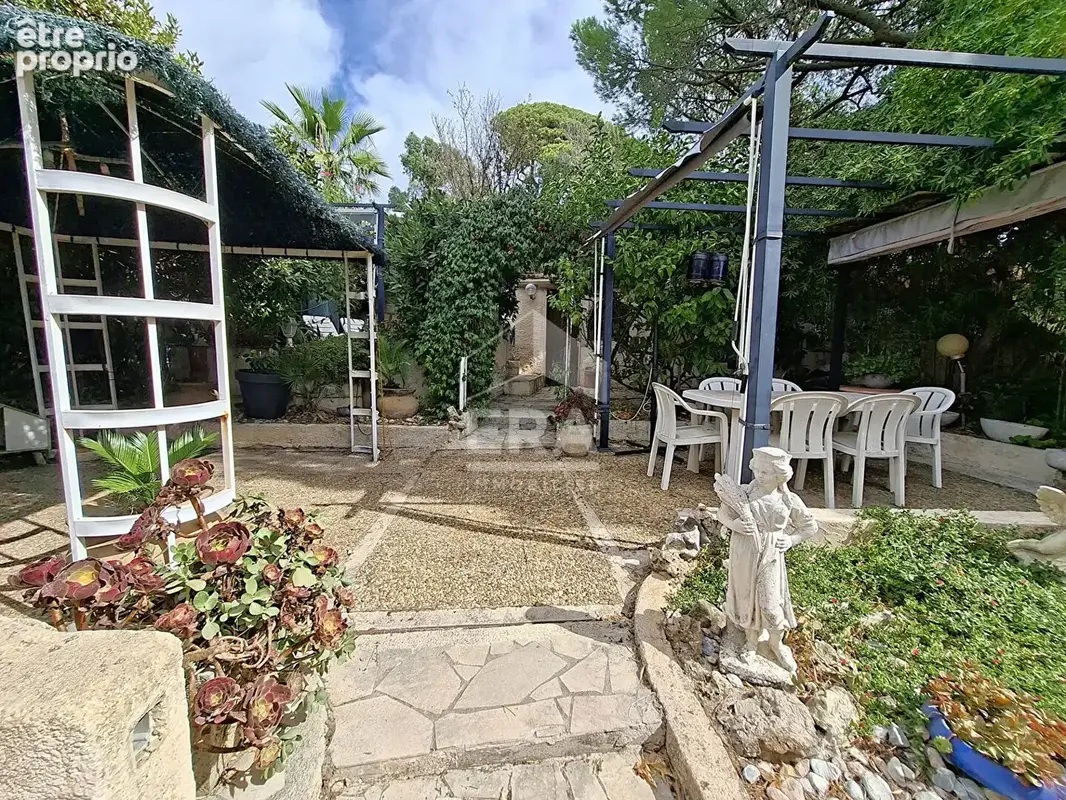 Appartement 61m² à Cannes la Bocca - photo 8