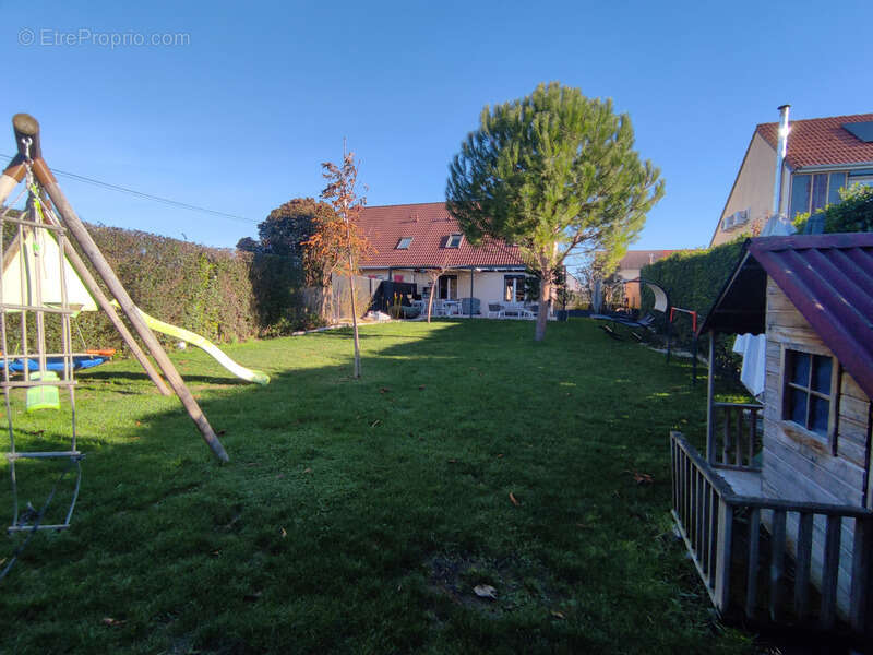 Maison à PONT-DU-CHATEAU