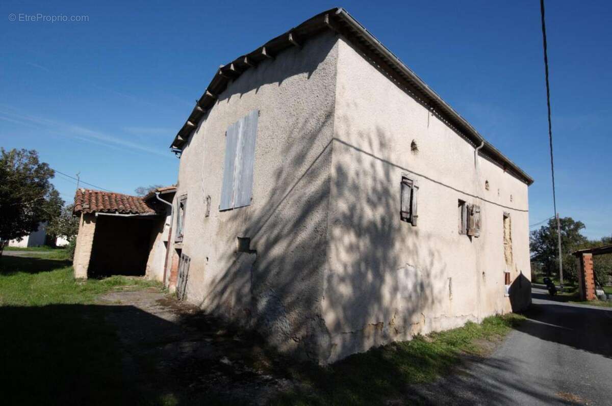 Maison à VILLEFRANCHE-D&#039;ALBIGEOIS