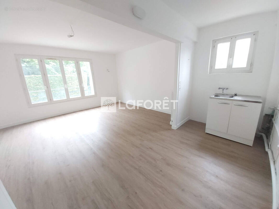 Appartement à LE RAINCY