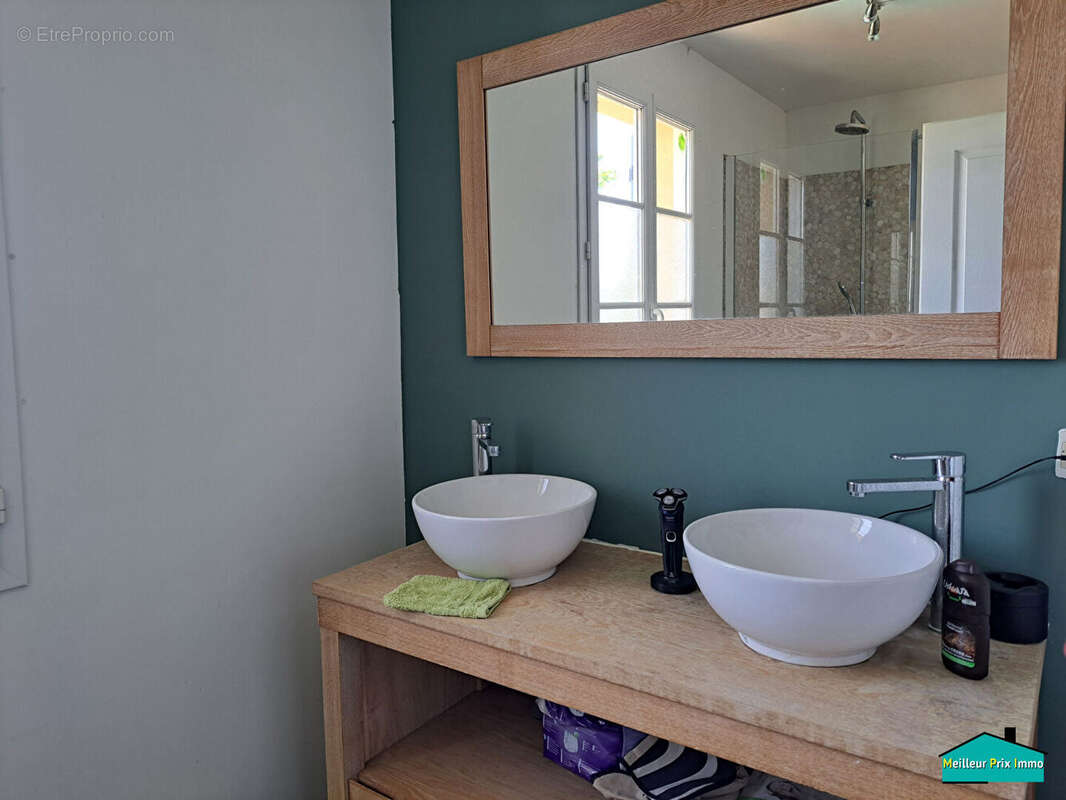 Saint etienne de mer morte 125 m² terrain clos 846 m² - photo 10