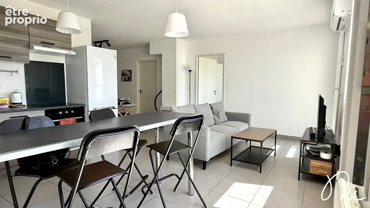 Appartement lumineux T4/T5 avec terrasse, garage et parking - photo 2