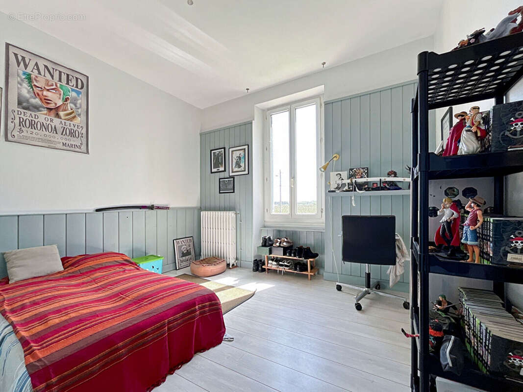 Maison à PUJOLS-SUR-CIRON