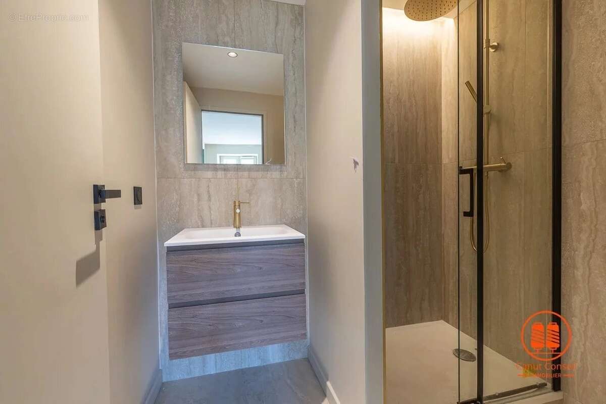 Appartement à LYON-1E