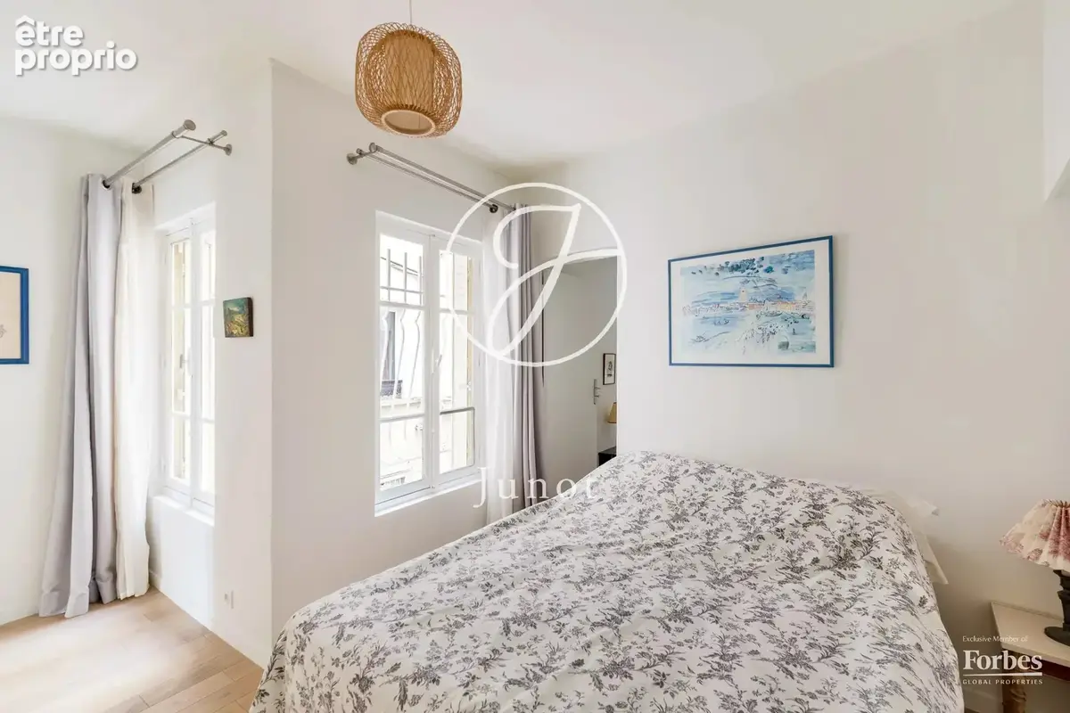 Paris 9e - FOLIES BERGÈRES - Appartement - 5 pièces - 96,51m² Carrez - 98,13m² au sol - 3 chambres - photo 7