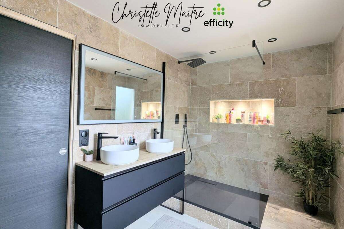 Maison à SAINT-MARTIN-DE-CRAU