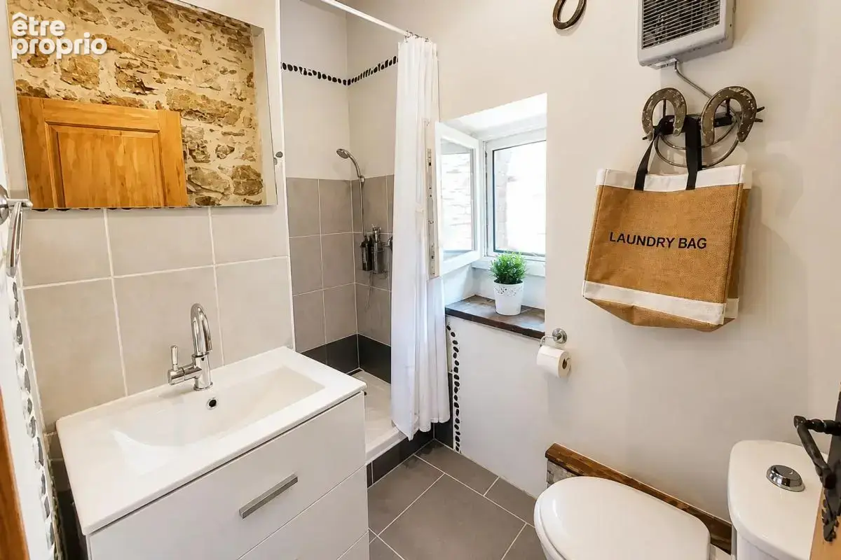 Saint-paul-le-jeune –
authentique mas en pierre
rénové de 196 m² - photo 26
