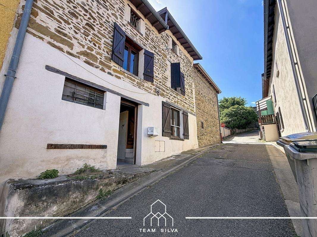 Maison 100 m² à Communay  - photo 11