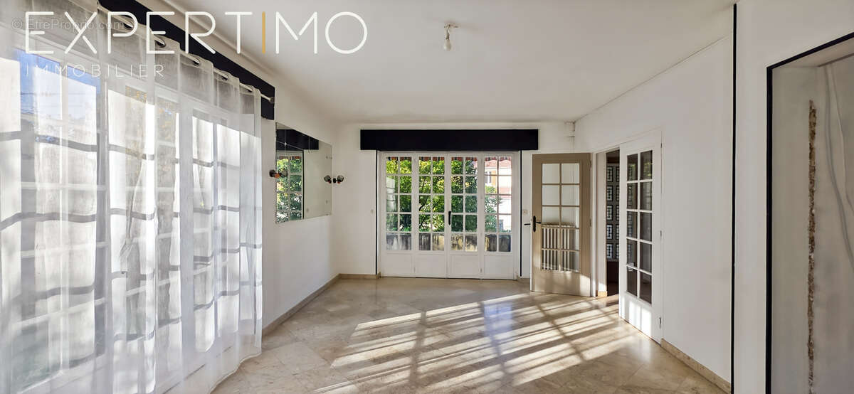 Maison à ANGERVILLE