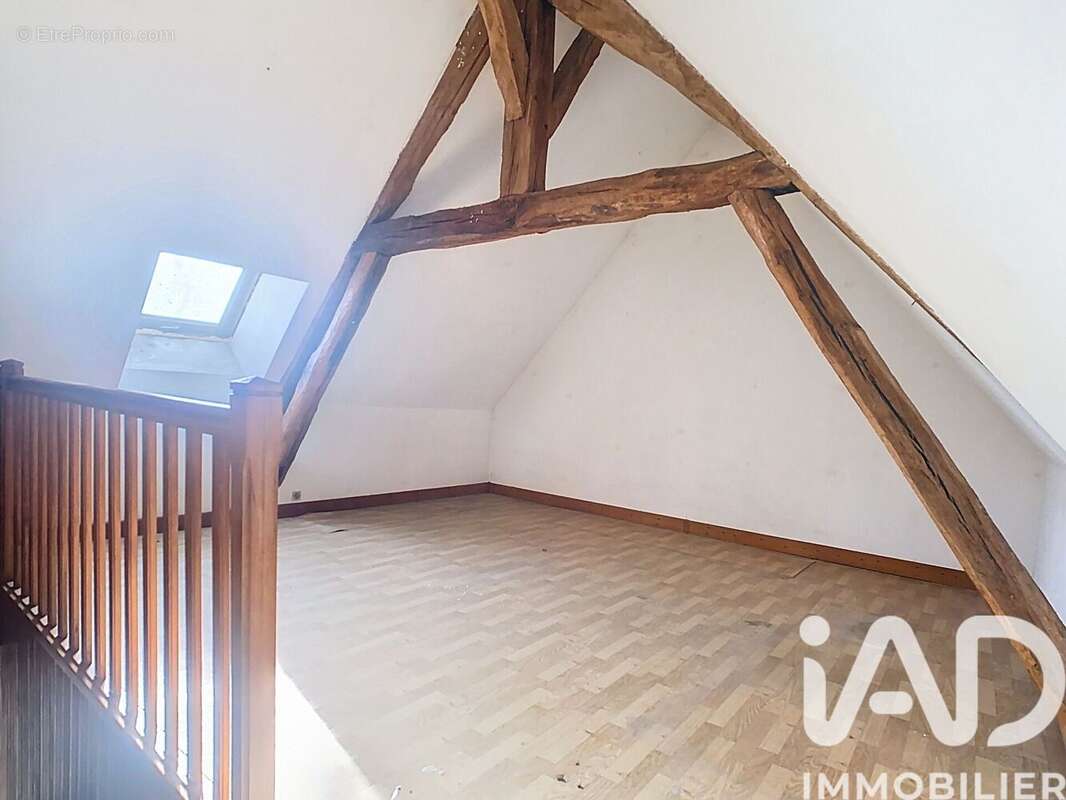Maison 99 m² à Pleurs  - photo 4