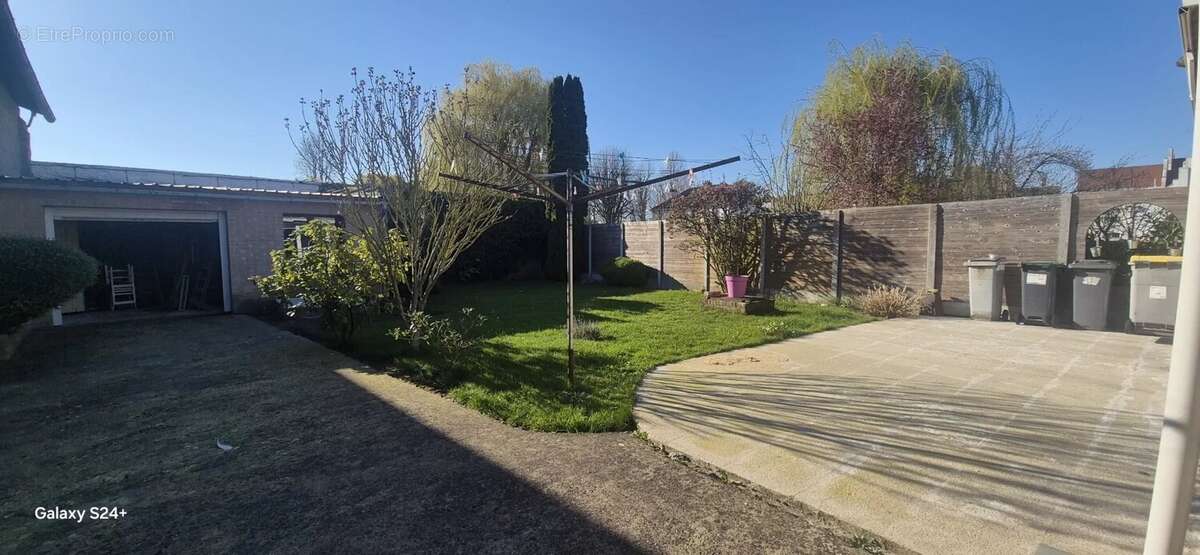 Maison à WERVICQ-SUD