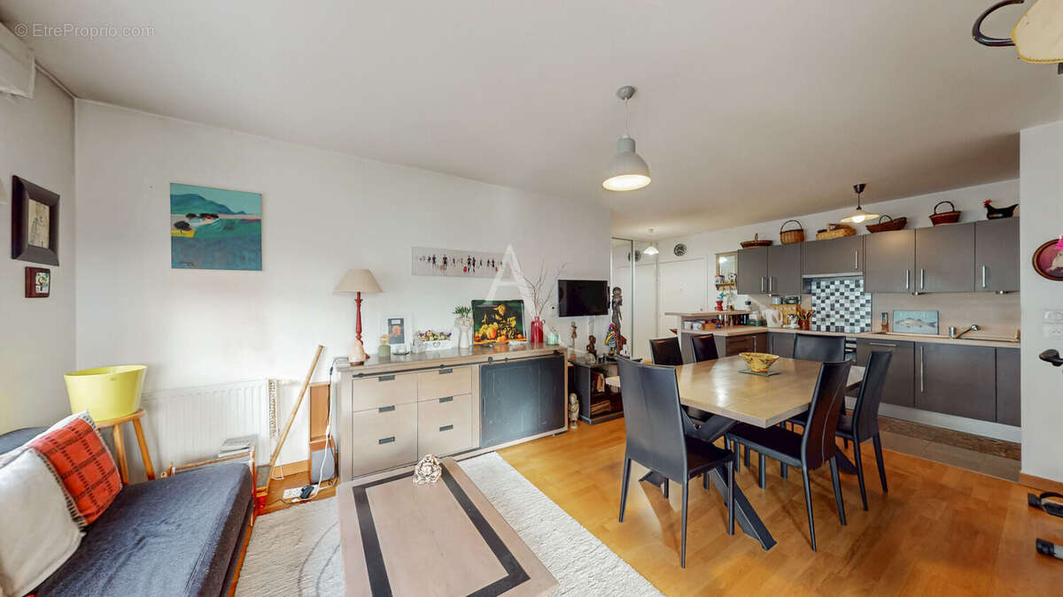 Appartement à LE PLESSIS-ROBINSON