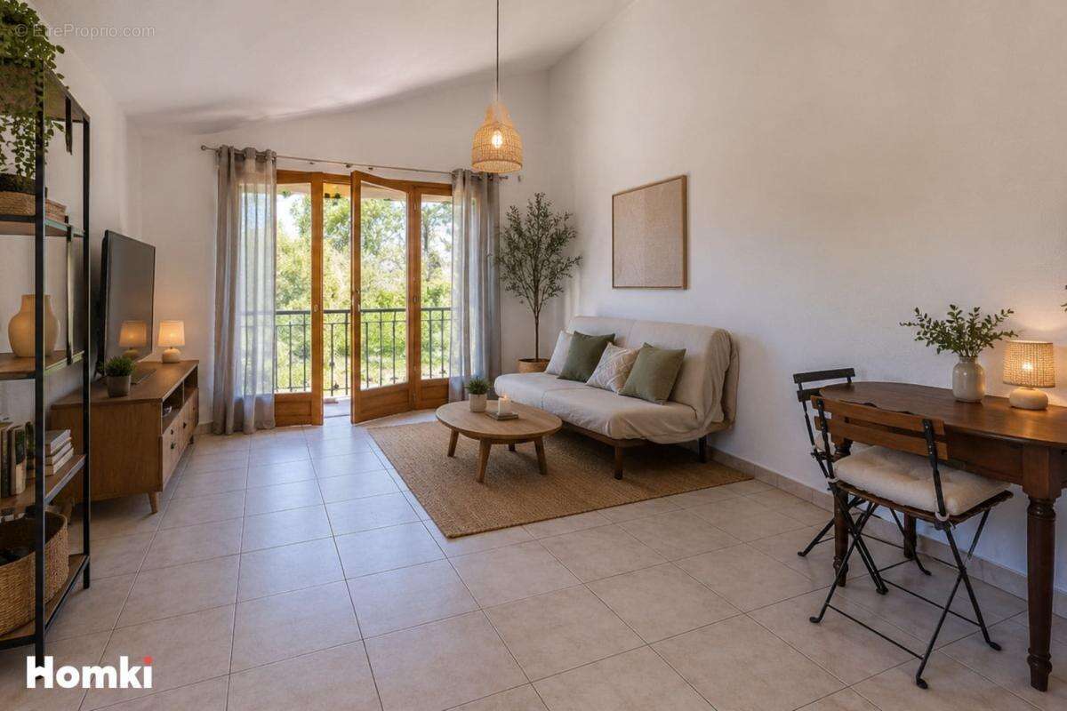 Appartement T1 de 26 m2 à Saint-Raphaël 83700 - photo 2