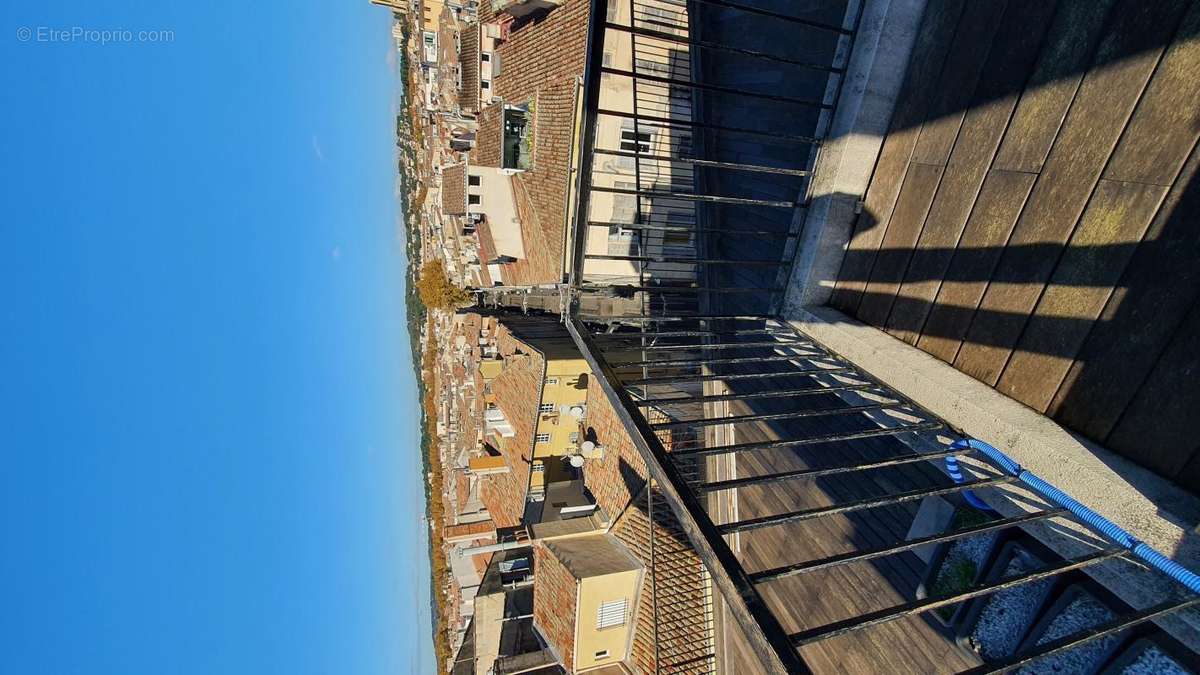 Appartement à AIX-EN-PROVENCE