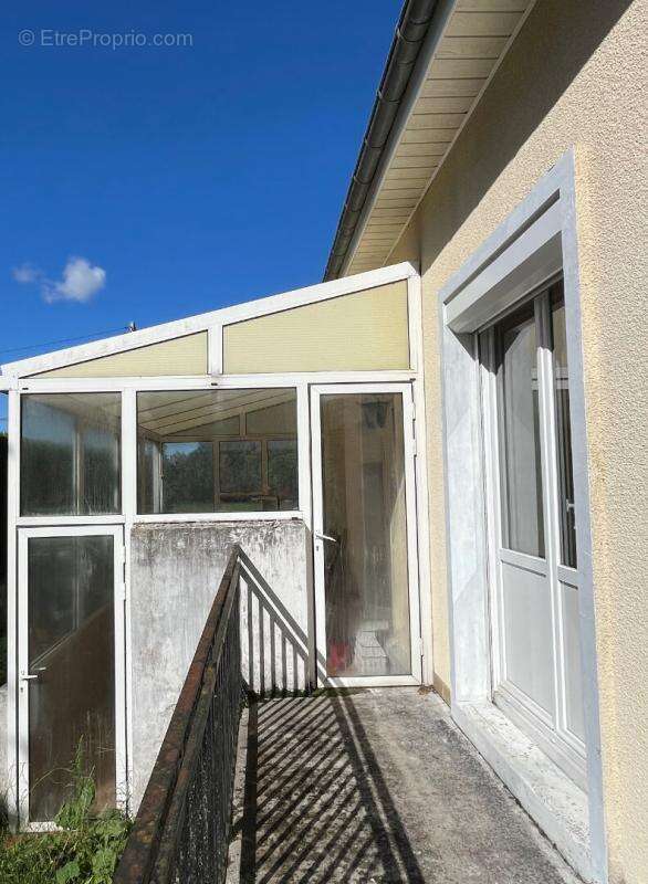 Maison  4 pièce(s) 113 m2 + 102 m²  + Garages et Sous-sol - photo 6