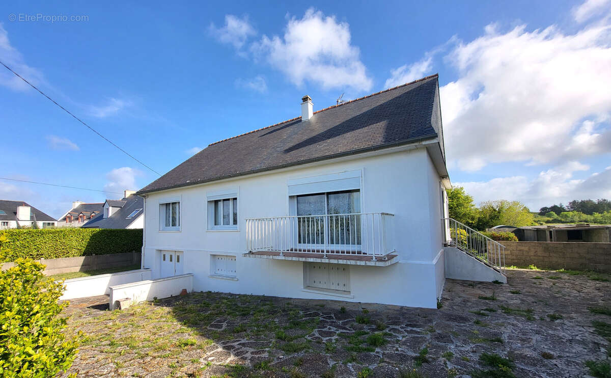 Maison à PLOGOFF