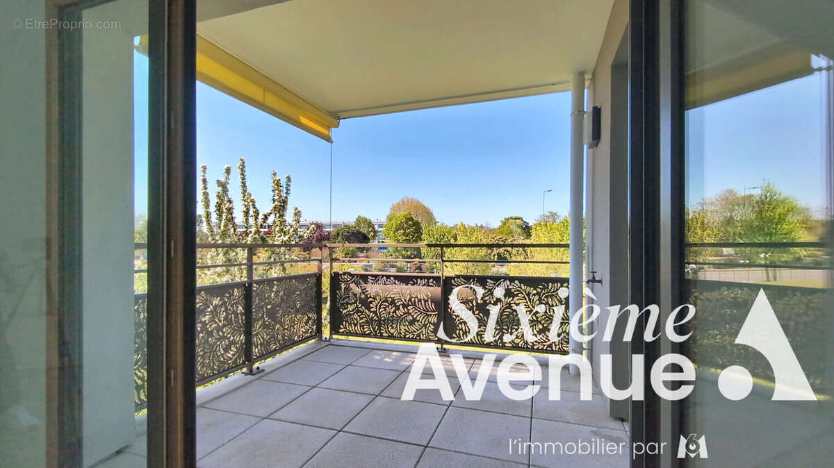 Appartement à BRON