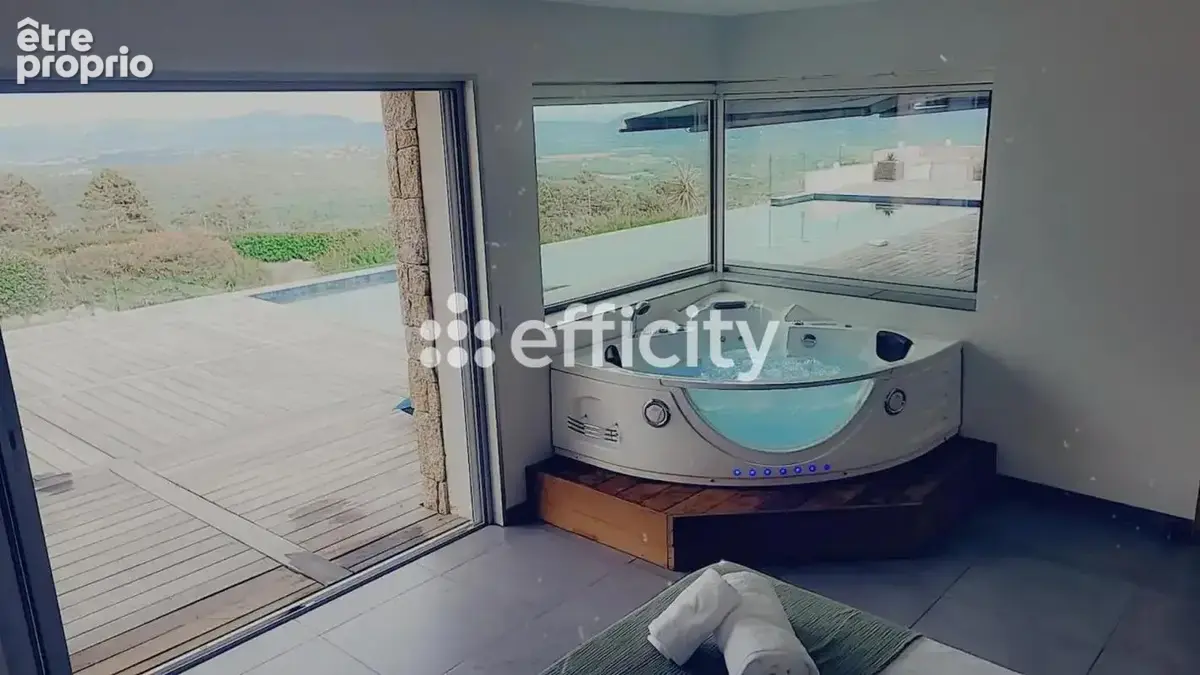 Maison 13 pièces 330 m² à vendre à Porto-Vecchio (20137) - photo 8