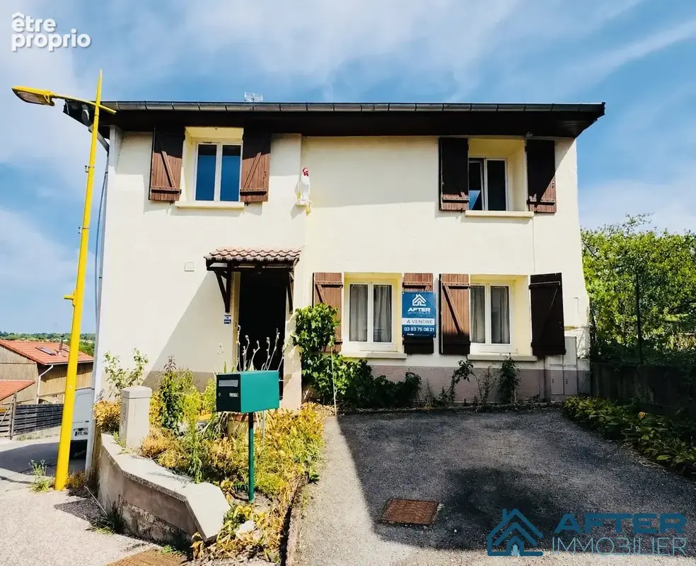 Maison à VINCEY