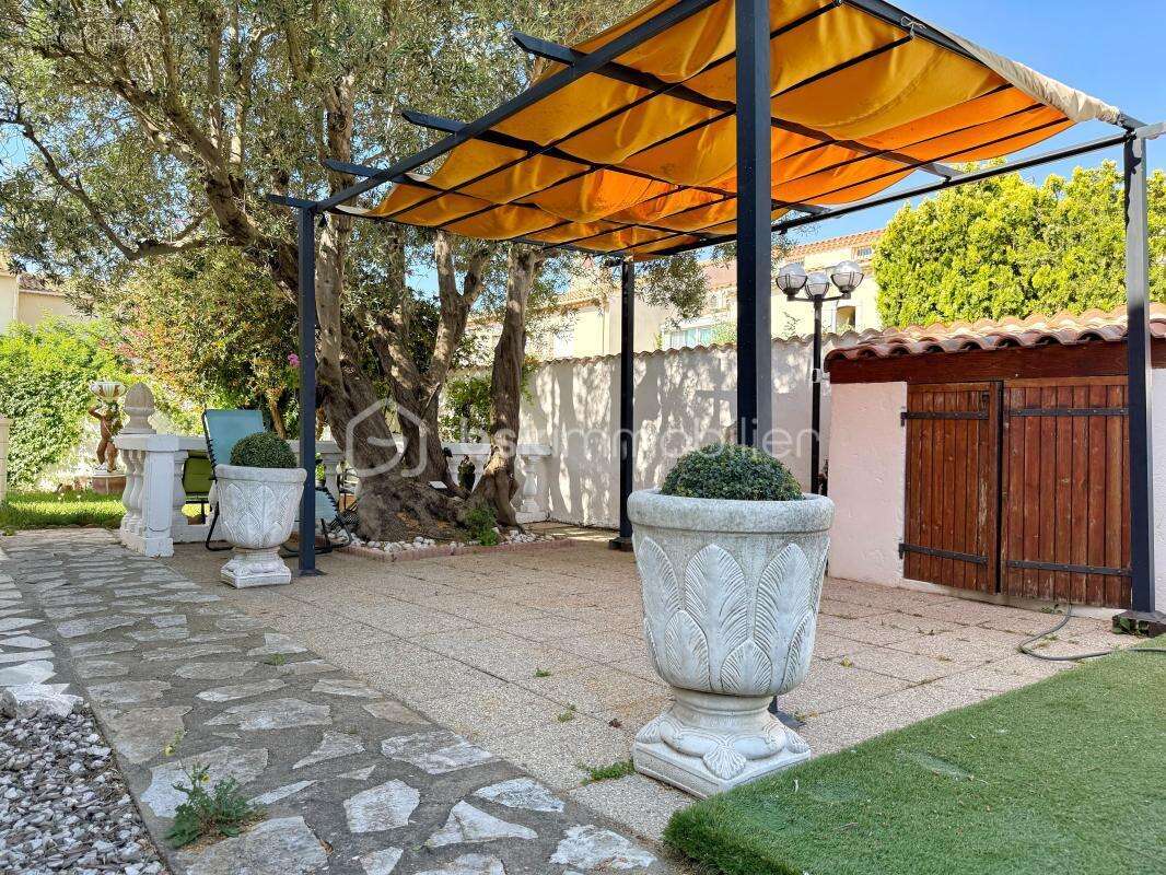 Villa 200 m² – piscine – double espace de vie – berges de l’hérault – agde - photo 19