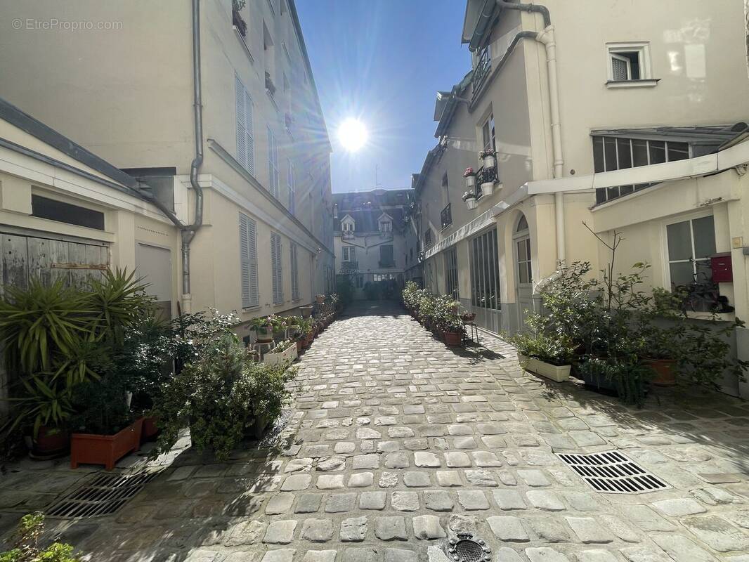 Photo 1 - Autre à PARIS-14E