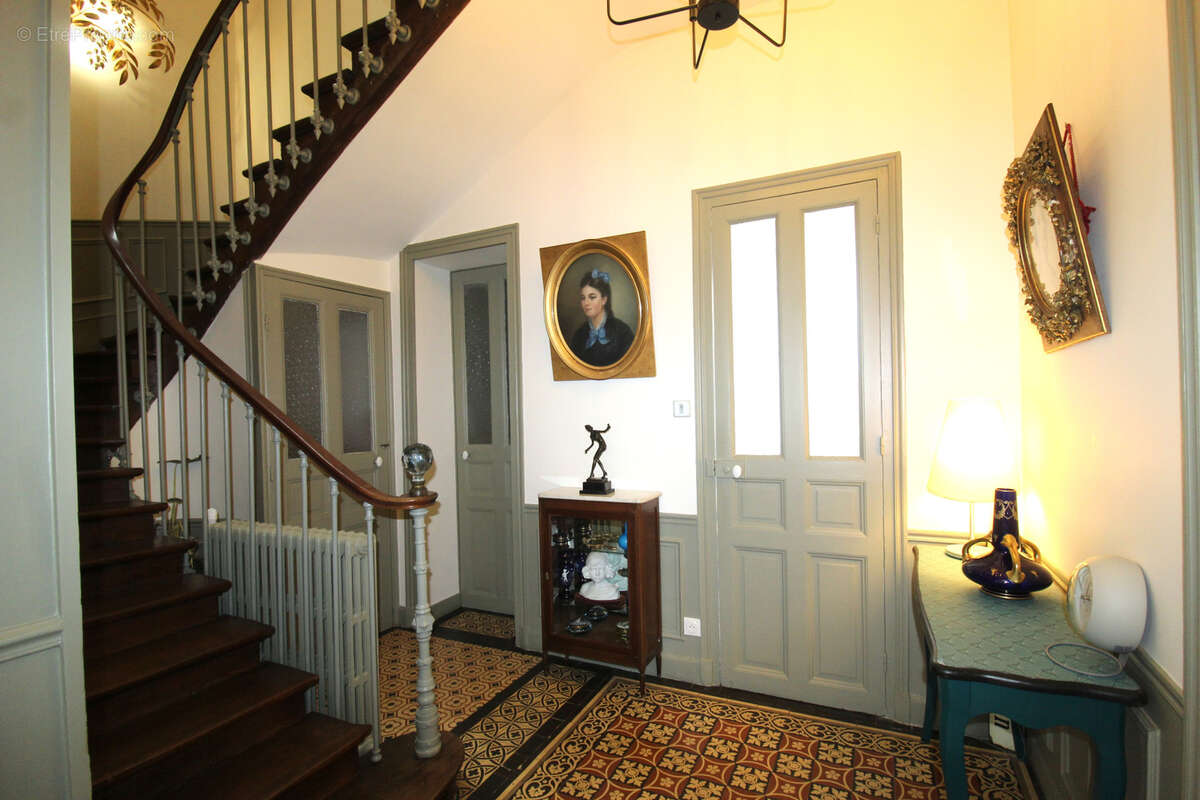 Maison à POUGUES-LES-EAUX