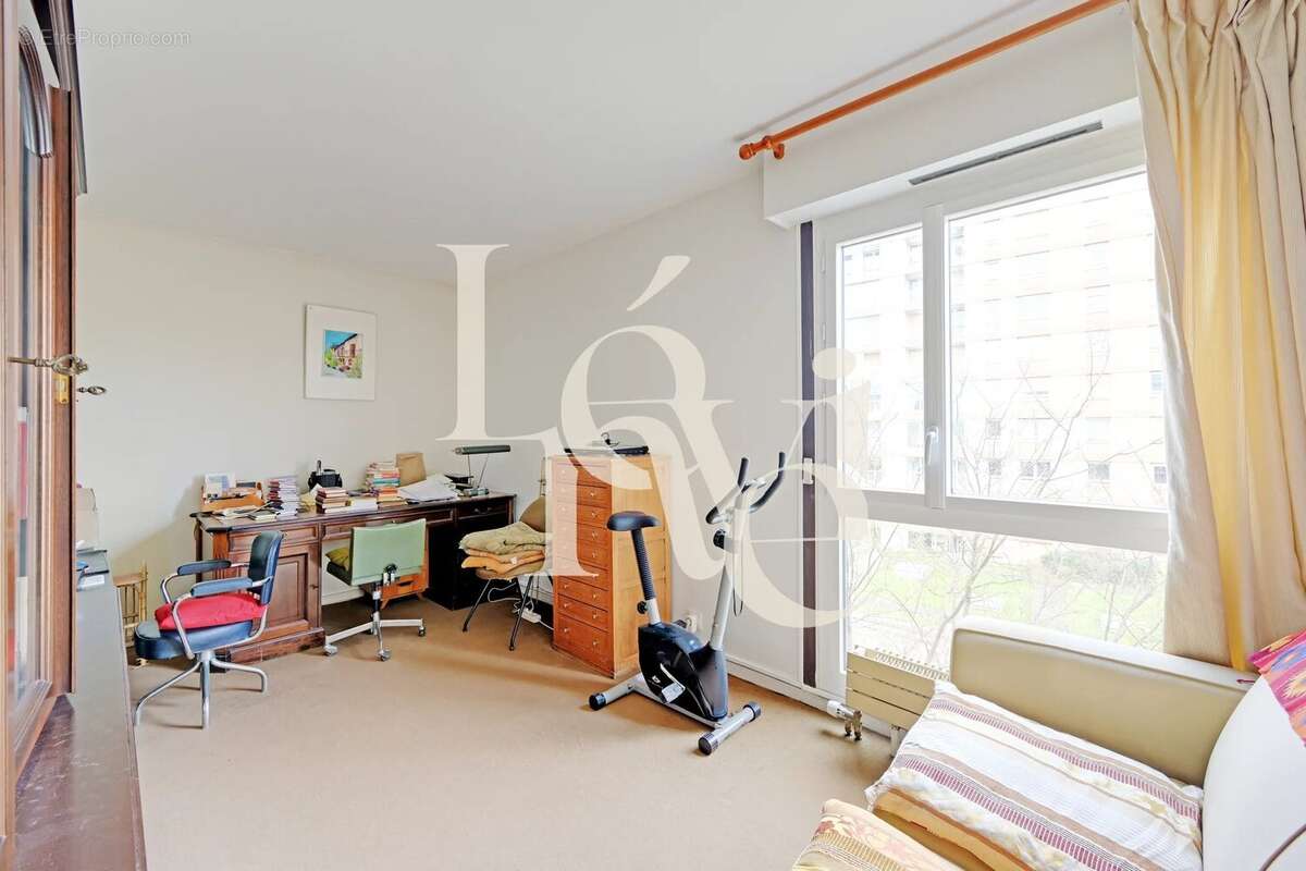 Appartement - 5 pièces - 117m2 - photo 9