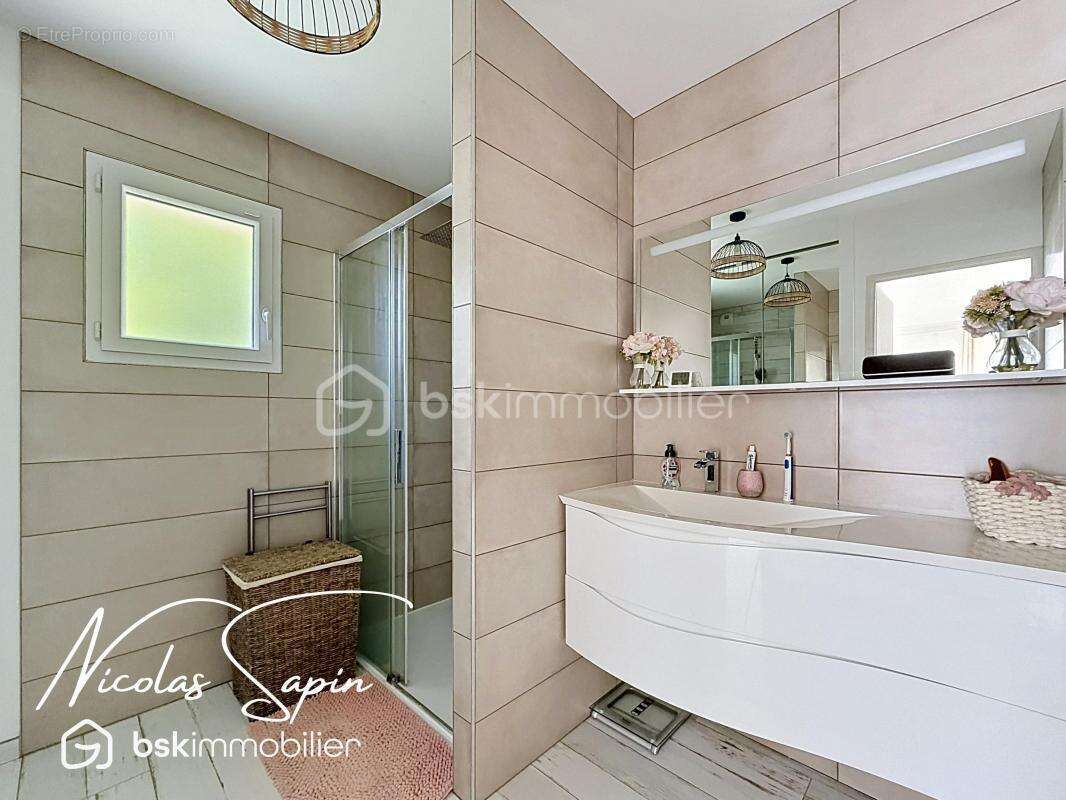 Maison de 148m2 2022 terrain 769m2 - photo 13