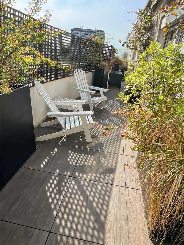 Appartement à COURBEVOIE