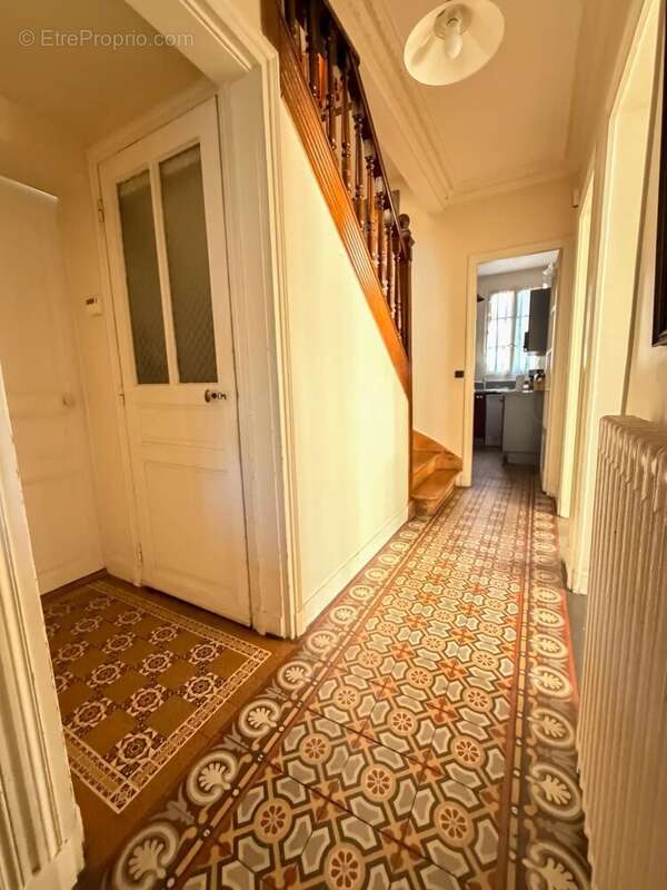 Maison à LE RAINCY