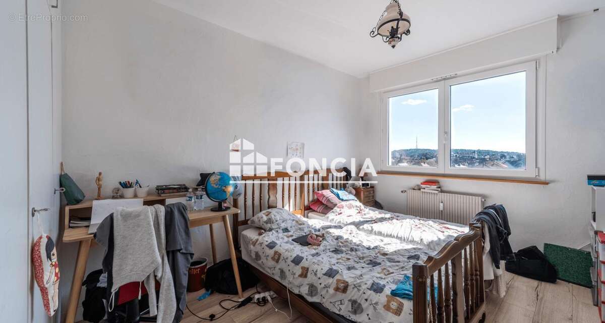 Superbe F5 de 121 m² dernier étage, traversant, 2 salle de bains et trois chambres, balcon sud-ouest et garage - photo 10