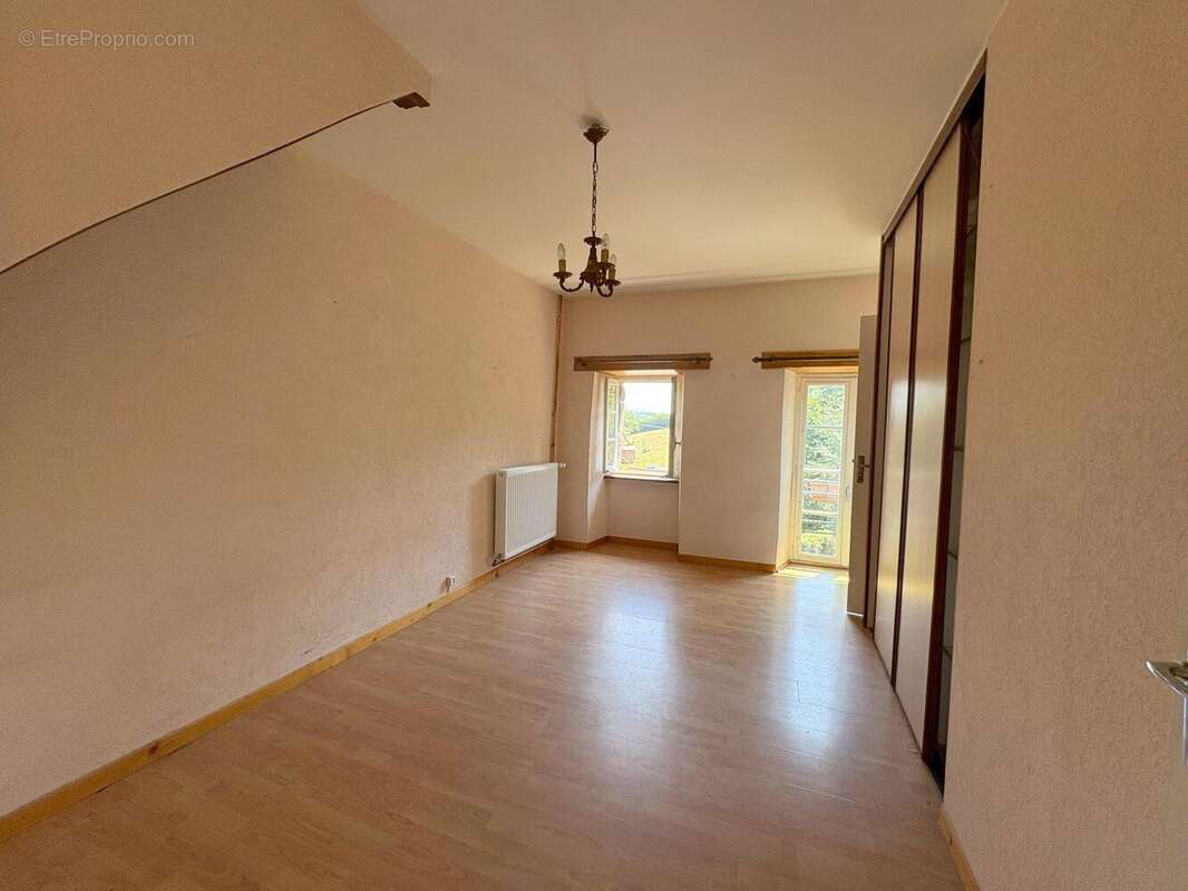 Maison 178 m² à Saint-Aubin-Des-Preaux  - photo 9