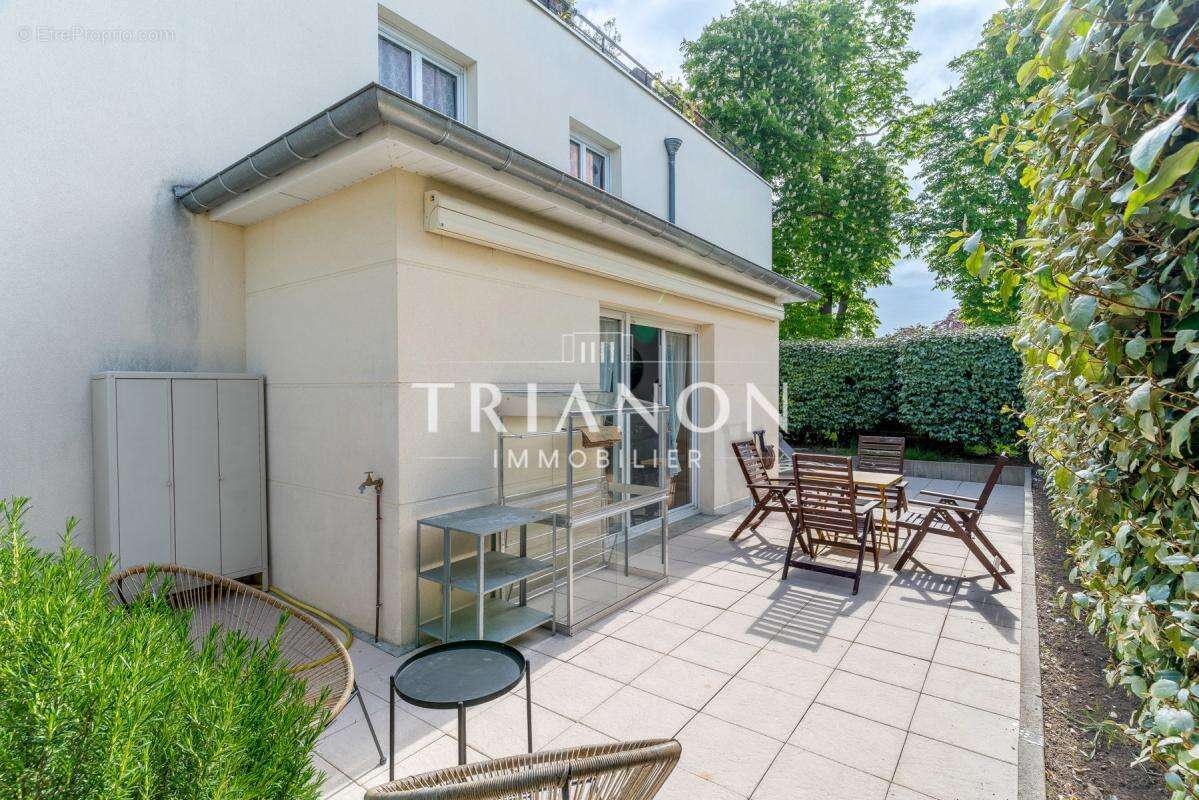 Appartement à VERNEUIL-SUR-SEINE