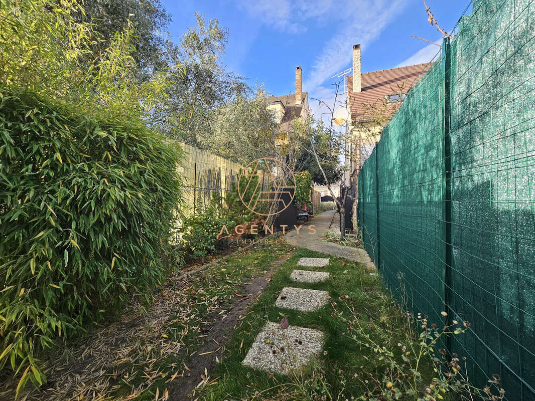 Maison à CHAMPIGNY-SUR-MARNE